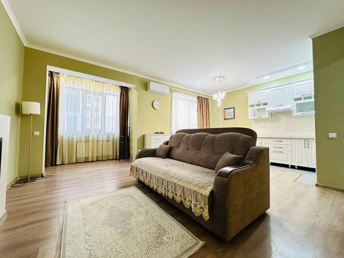 Central Park In The City Center Appartement Alma-Ata Buitenkant foto