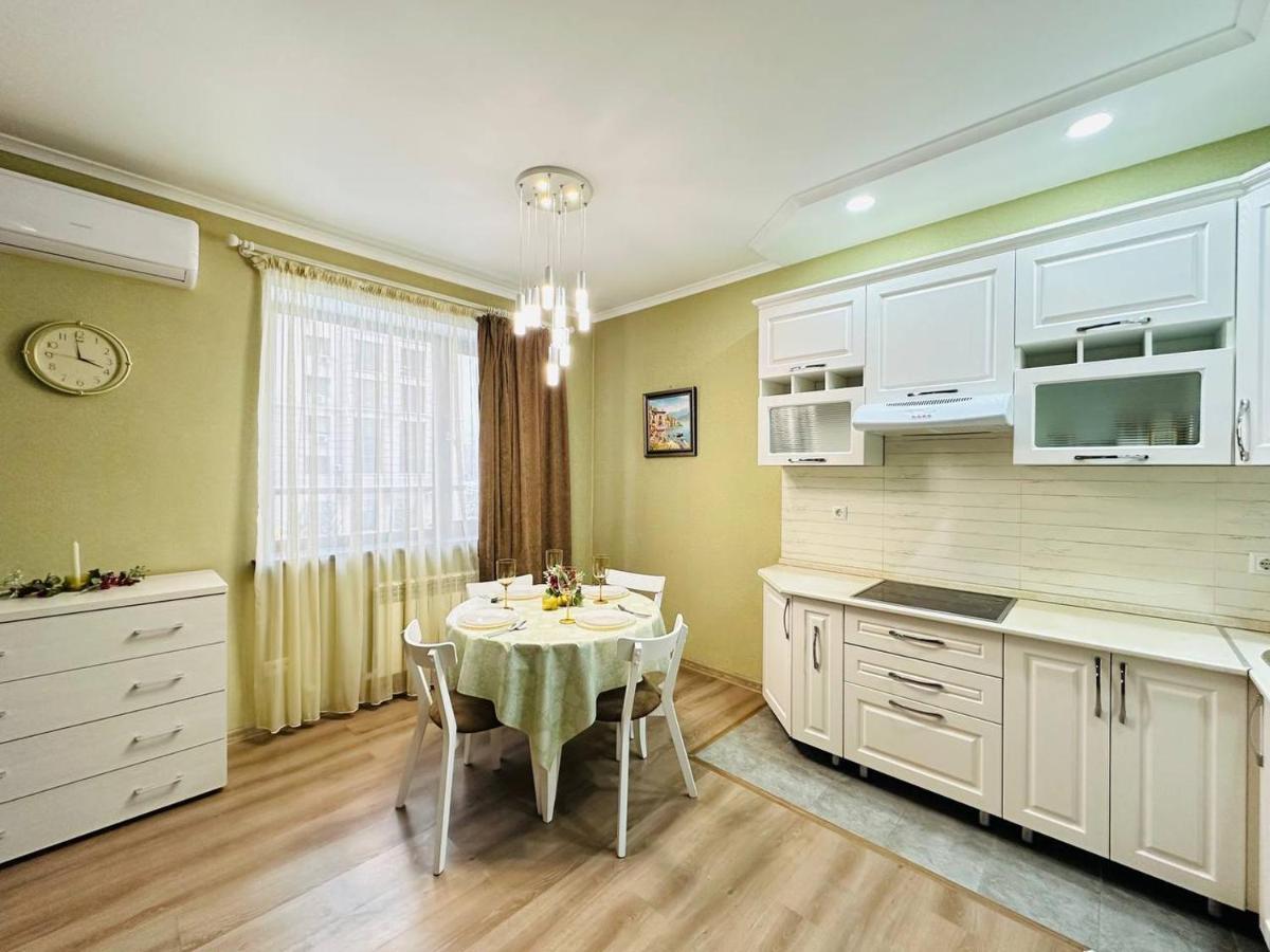 Central Park In The City Center Appartement Alma-Ata Buitenkant foto